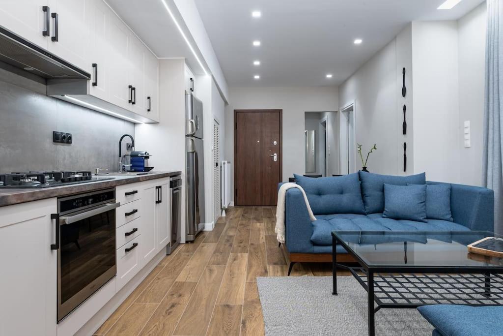 Appartamento Stylish Abode Under Acropolis W/ Sunny Courtyard! Atene Esterno foto